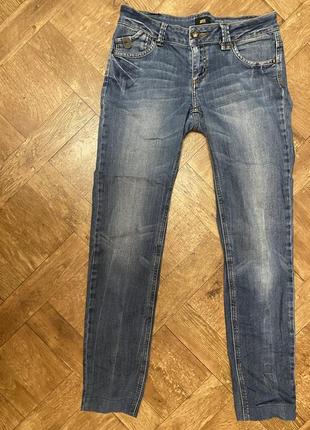 Джинси