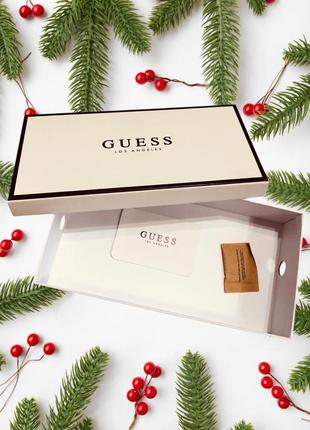 Коробка guess