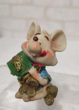 Керамічна статуетка, фігурка мишки з мішечком доларів. висота 6,5 см