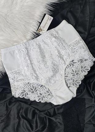 Трусики з високою посадкою