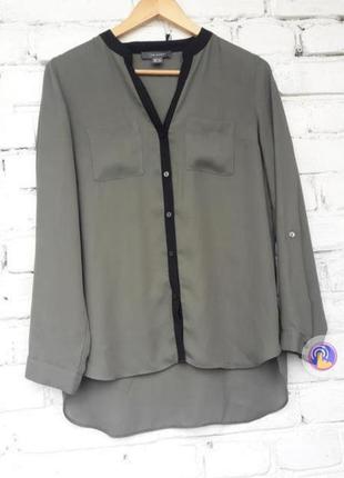 Стильная блуза с черным рукавом