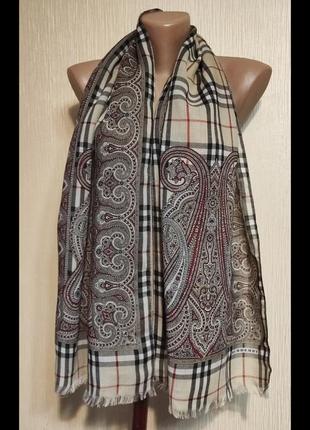 Стильний вовняний шарф від burberry
