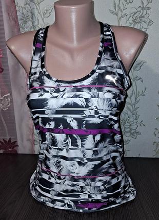 Майка спортивная puma essential graphic rb tanktop.