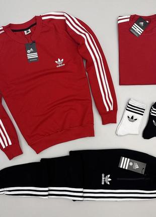 Набір adidas світшот-штани-футболка-2пари носки