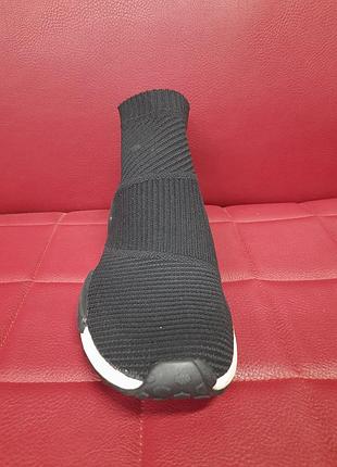 Кросівки чоловічі 2