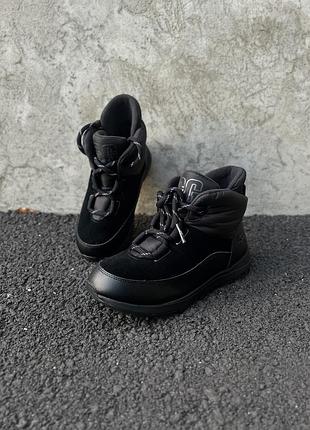 Водонепроницаемые зимние ботинки ugg yose. оригинал.