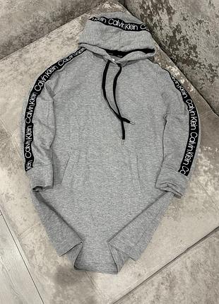 Худи платье calvin klein с лампасами