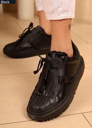 Кроссовки женские зима