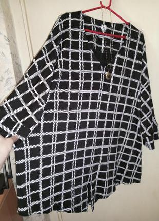 Шикарна трикотажна-стрейч асиметрична блузка-туніка мега-батал у стані нової tuulia