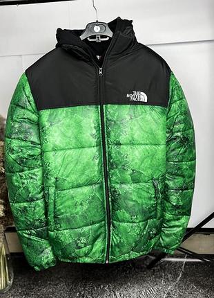 Яскравий пуховик the north face gucci