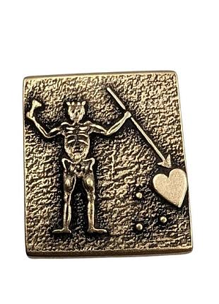 Клипса molle пиратская с флагом черной бороды бронза ручное литье