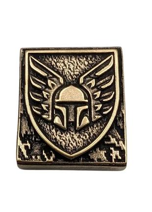 Кліпса molle з емблемою 46 окремої аеромобільної бригади бронза ручне лиття