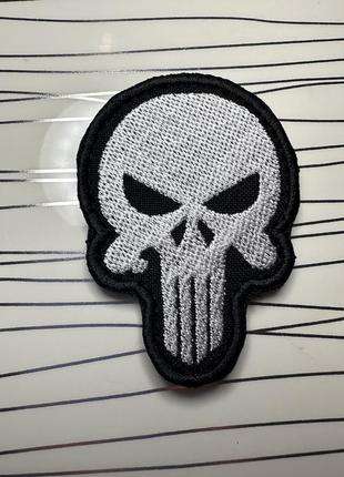 Череп «punisher», нашивка панішер на липучці