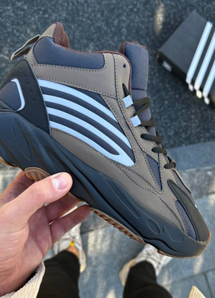 Кроссовки adidas yeezy boost 700 зимние  ❄️9 фото