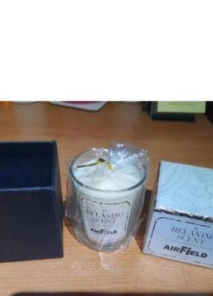 Парфумрвана свічка бренд airfiekd привезено з австрії.
