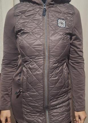 Куртка женская с капюшоном