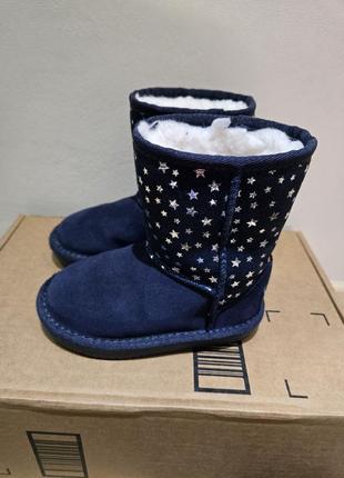 Дитячі зимові чобітки угги koolaburra ugg 23 розмір 14  15 см стан нових