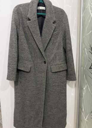 Пальто из шерсти zara