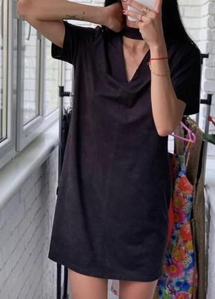 Чорна замшева сукня з чокером primark