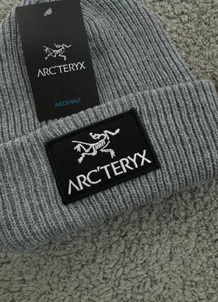 Шапка arcteryx