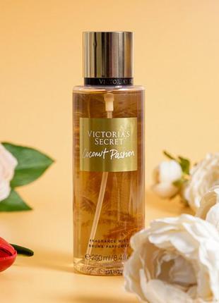 Парфюмированный спрей coconut passion от victoria's secret виктория сикрет мист парфюма