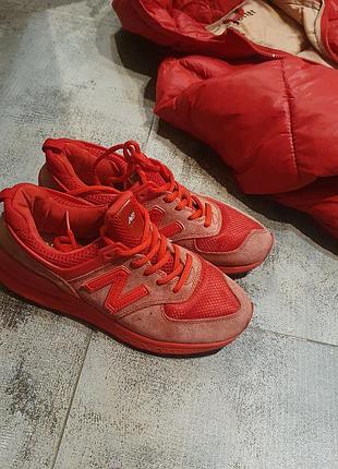 Кроссовки демисезонные