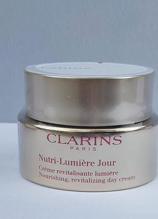 Clarins крем для обличчя.