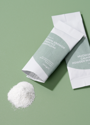 Ензимна пудра з полином isntree spot saver mugwort powder wash поєднує в собі функції пінки і деліка