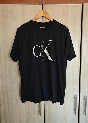 Футболка calvin klein, оригінал, нова, розмір l