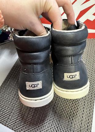 Оригінальні черевики уги ugg5 фото