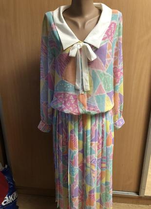 Платье нежной расцветки винтаж