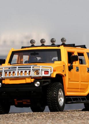 Модель автомобиля hummer h2 из металла 1:24. металлическая машинка хаммер h2 желтая, звук мотора и свет