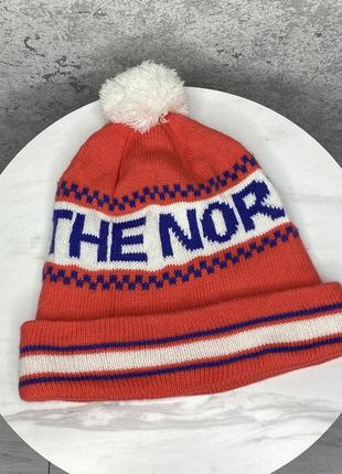 Шапка с бубоном the north face оригинал!