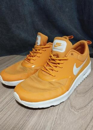 Кросівки для спорту nike 40 розмір