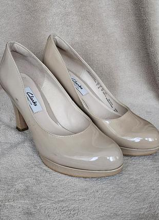Лакированные туфли clarks 36 р.