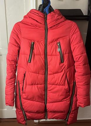 Зимняя женская куртка