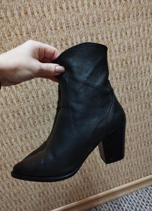 Казаки zara кожа