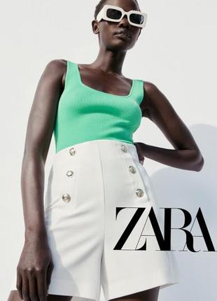 Zara нові білосніжні шорти бермуди з високою посадкою і золотими ґудзиками