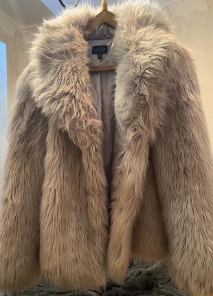 Шуба в стиле zara