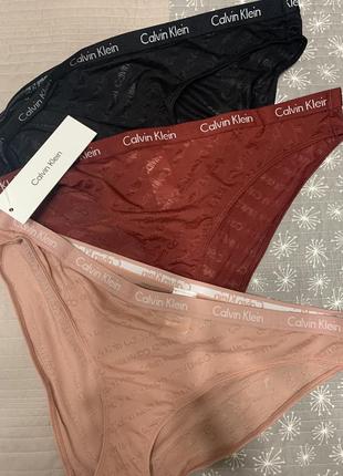 Сливы calvin klein. xl новые