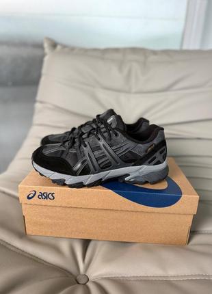 Термо кросівки asics