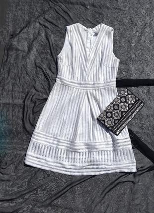 Красиве біле плаття h&m