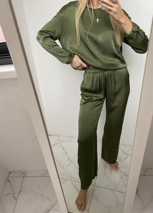 Розкішний сатиновий костюм зара zara оригінал
