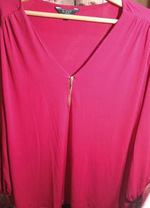 Червона блуза