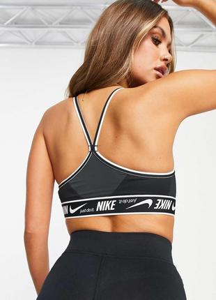Топ nike стан ідеальний  розмір s-m
