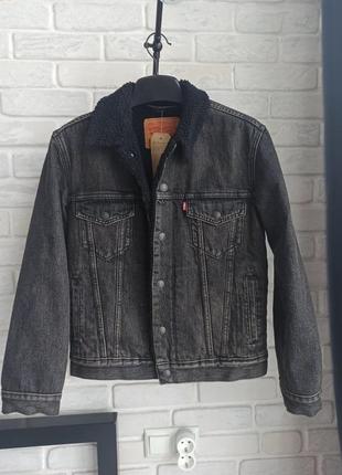 Женская шерпа джинсовая черно-серая , s, levis