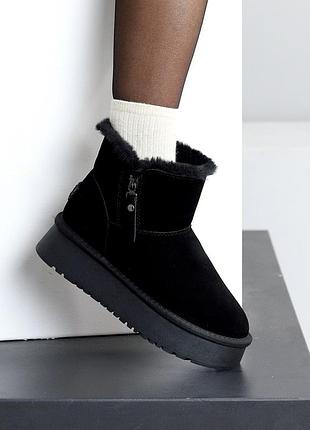 Уггі жіночі на високій підошві чорні з натуральної замші 23077