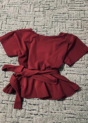 Блуза в трендовому кольорі