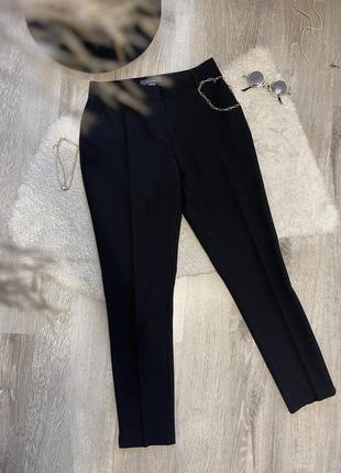 Классические черные брюки зауженные primark