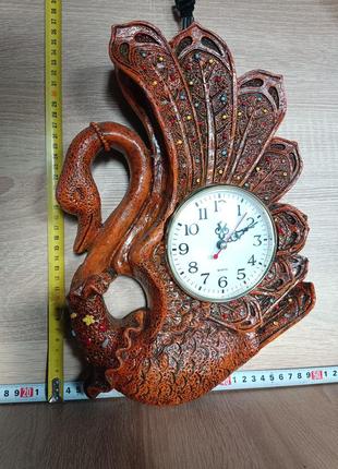 Часы  настенные фигурные классические